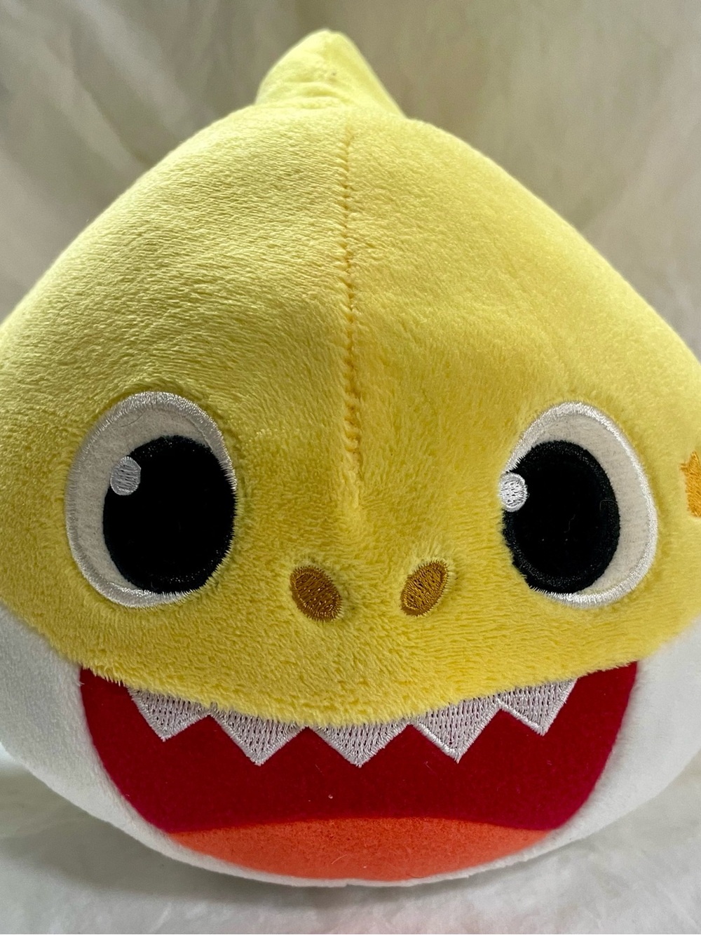 Official Pinkfong Musical Baby Shark 10" Interactive Plush